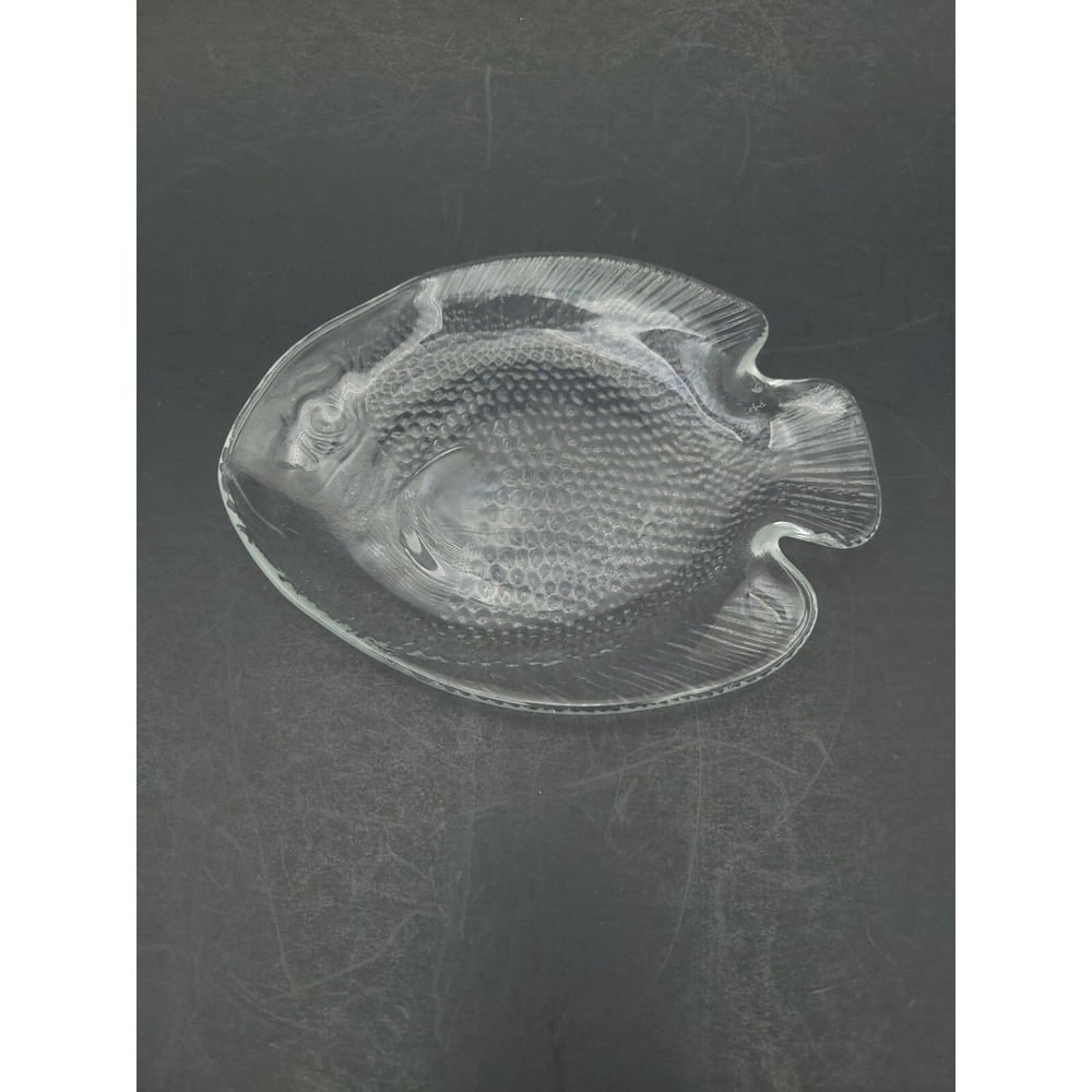 Arcoroc France Textured Glass Fish Shape Candy‎ Or Trinket Dish Snack Plate 6.5"